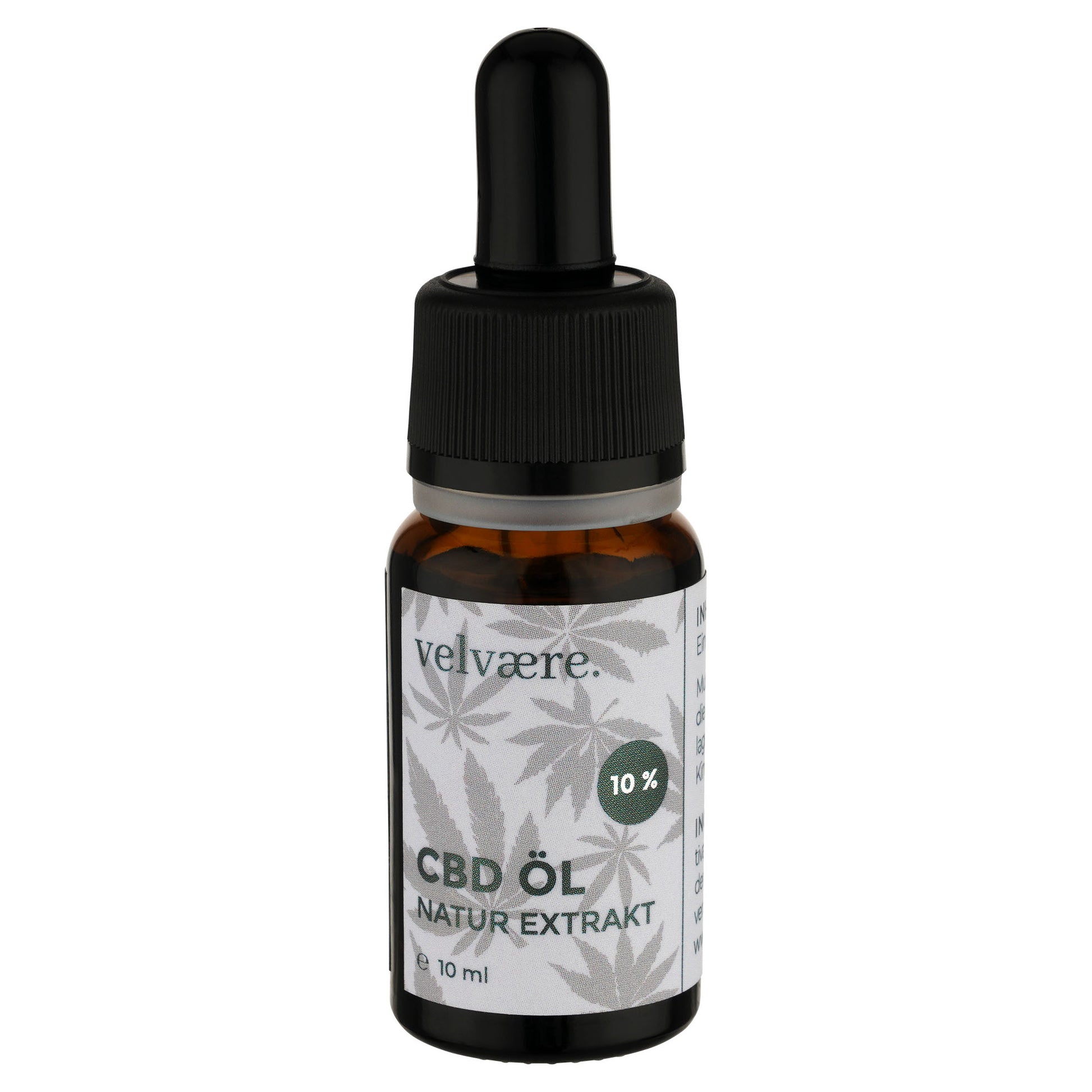 Braune Glasflasche mit Pipette, Etikett „velvæere CBD Öl 10% Natur Extrakt“, weißer Hintergrund